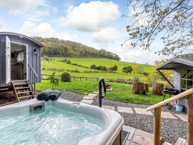 הרפורד Ewe Retreat Shepherds Hut מראה חיצוני תמונה